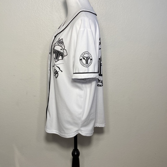 Disney Parks Boba Fett Jersey Size Large - Picture 3 of 4